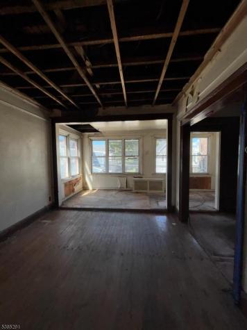 108 Rutgers Avenue Jersey City NJ 07305