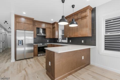 9 Voorhees Street Newark NJ 07108