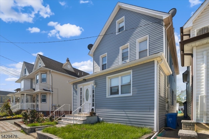 22 Tuttle Street Wallington NJ 07057