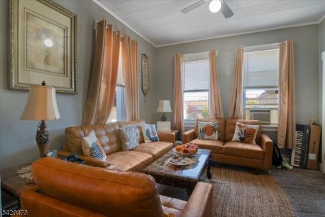 22 Tuttle Street Wallington NJ 07057