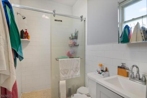 22 Tuttle Street Wallington NJ 07057