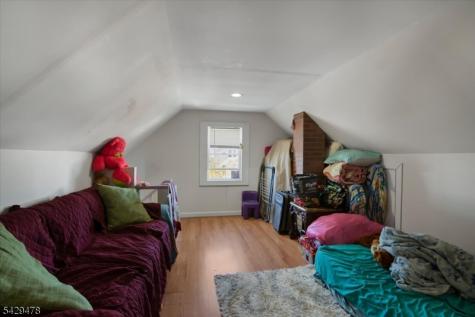 22 Tuttle Street Wallington NJ 07057