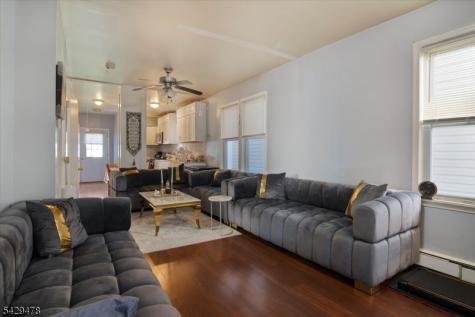 22 Tuttle Street Wallington NJ 07057