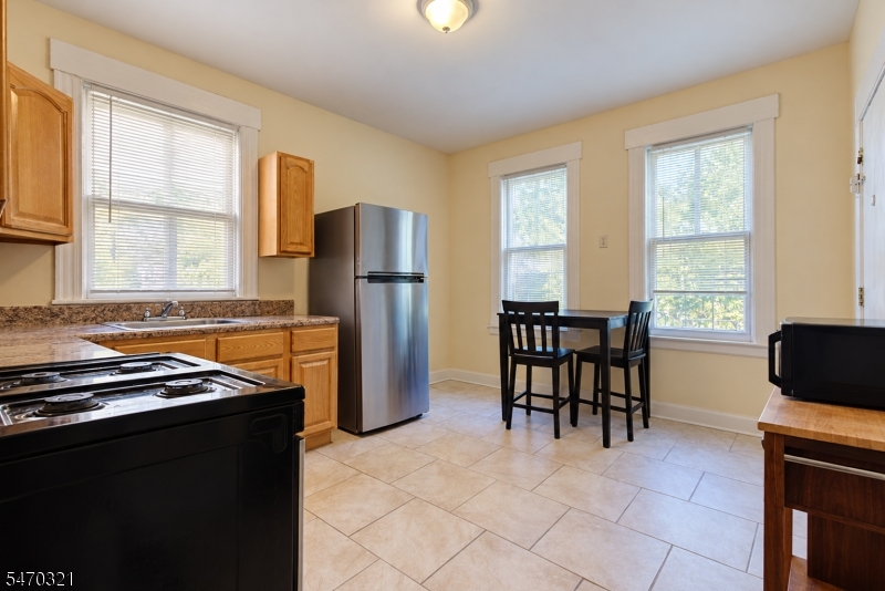 834 S 16th Street Newark NJ 07108