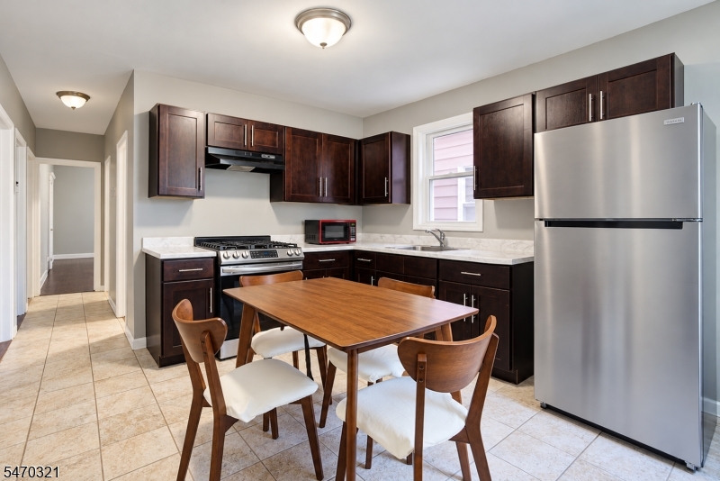 834 S 16th Street Newark NJ 07108