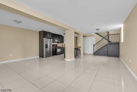 183 Thorne Street Jersey City NJ 07307