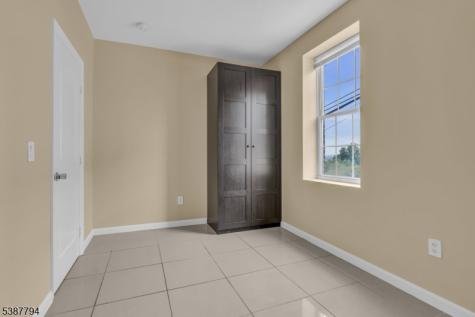 183 Thorne Street Jersey City NJ 07307