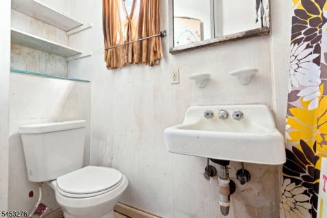 89 Franklin Avenue West Orange NJ 07052