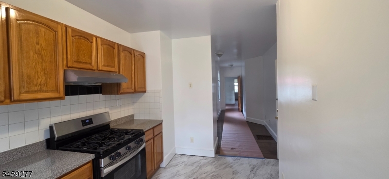 554 Franklin Street Elizabeth NJ 07206