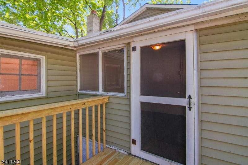 9 Diller Avenue Newton NJ 07860