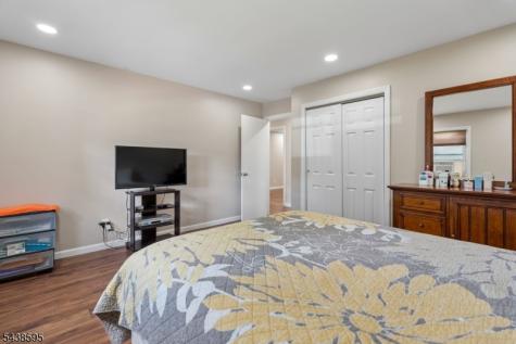 38 Rossiter Avenue Paterson NJ 07502