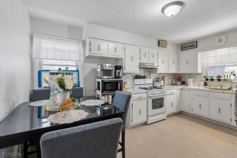 38 Rossiter Avenue Paterson NJ 07502