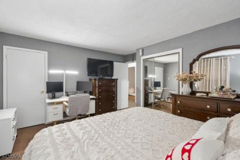 38 Rossiter Avenue Paterson NJ 07502