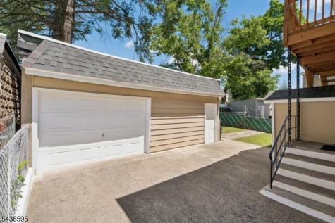 38 Rossiter Avenue Paterson NJ 07502