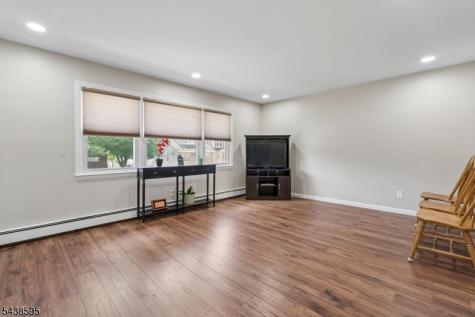 38 Rossiter Avenue Paterson NJ 07502
