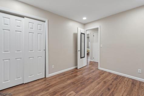 38 Rossiter Avenue Paterson NJ 07502