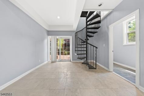 700 Park Avenue Elizabeth NJ 07208