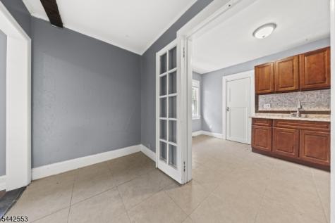 700 Park Avenue Elizabeth NJ 07208