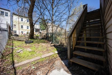 99 N 3rd Street Paterson NJ 07522