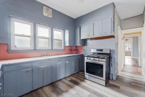 109 Orchard Street Elizabeth NJ 07208