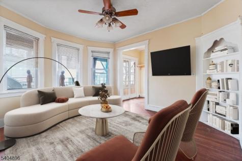 109 Orchard Street Elizabeth NJ 07208