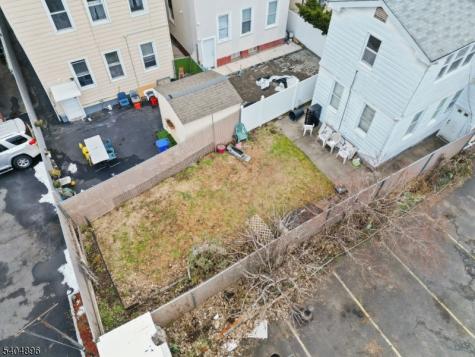 109 Orchard Street Elizabeth NJ 07208