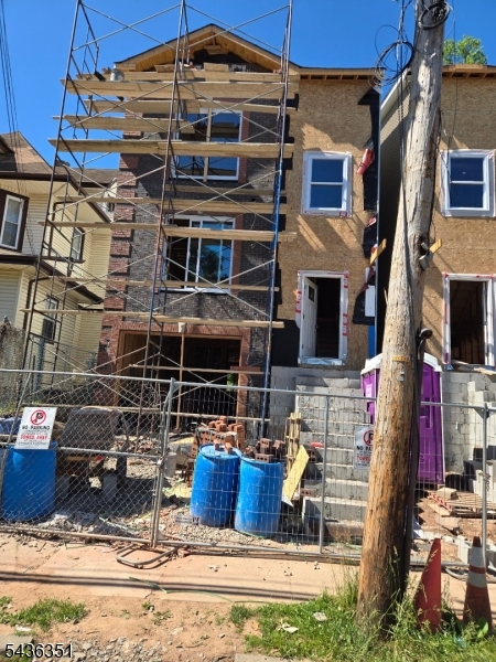 14 Cliff Street Newark NJ 07106