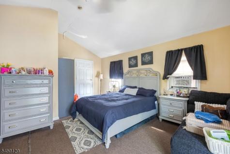 384 Getty Avenue Paterson NJ 07503