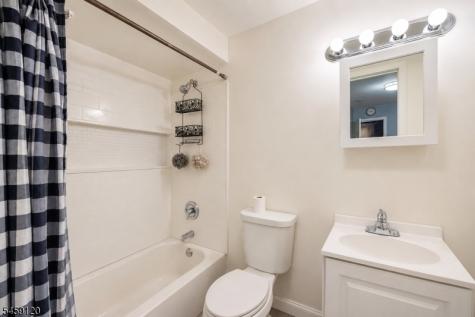 384 Getty Avenue Paterson NJ 07503