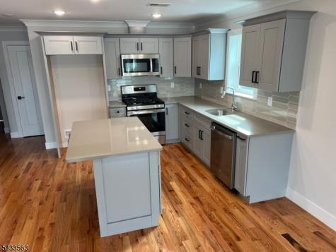 1060 Magnolia Avenue Elizabeth NJ 07201