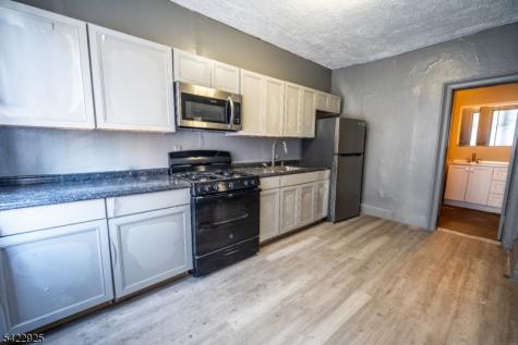 64 Wade Street Jersey City NJ 07305
