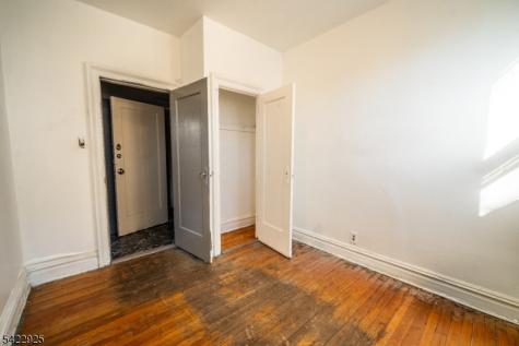 64 Wade Street Jersey City NJ 07305