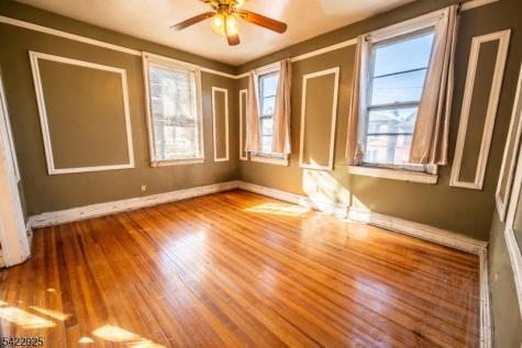 64 Wade Street Jersey City NJ 07305
