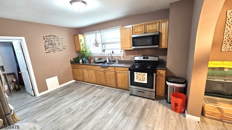 647 E 28th Street Paterson NJ 07504