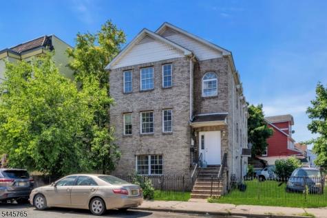 328 Hawthorne Avenue Newark NJ 07112