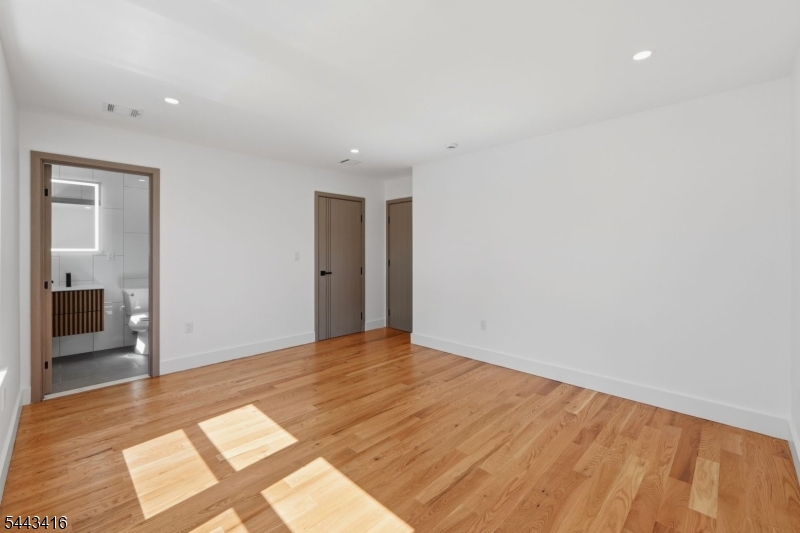 130 N 17th Street East Orange NJ 07017