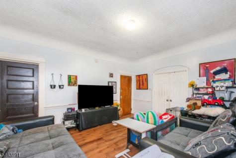23 S 17th Street East Orange NJ 07018
