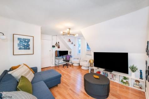 23 S 17th Street East Orange NJ 07018
