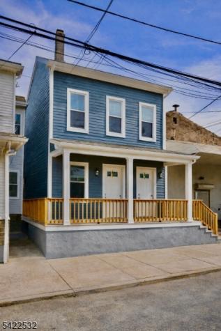 68 Arch Street Paterson NJ 07522