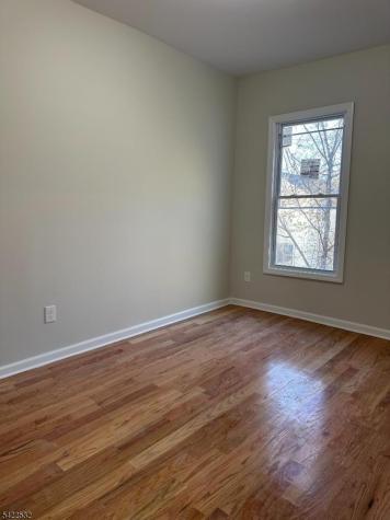 68 Arch Street Paterson NJ 07522