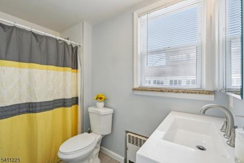 211 Newark Avenue Bloomfield NJ 07003