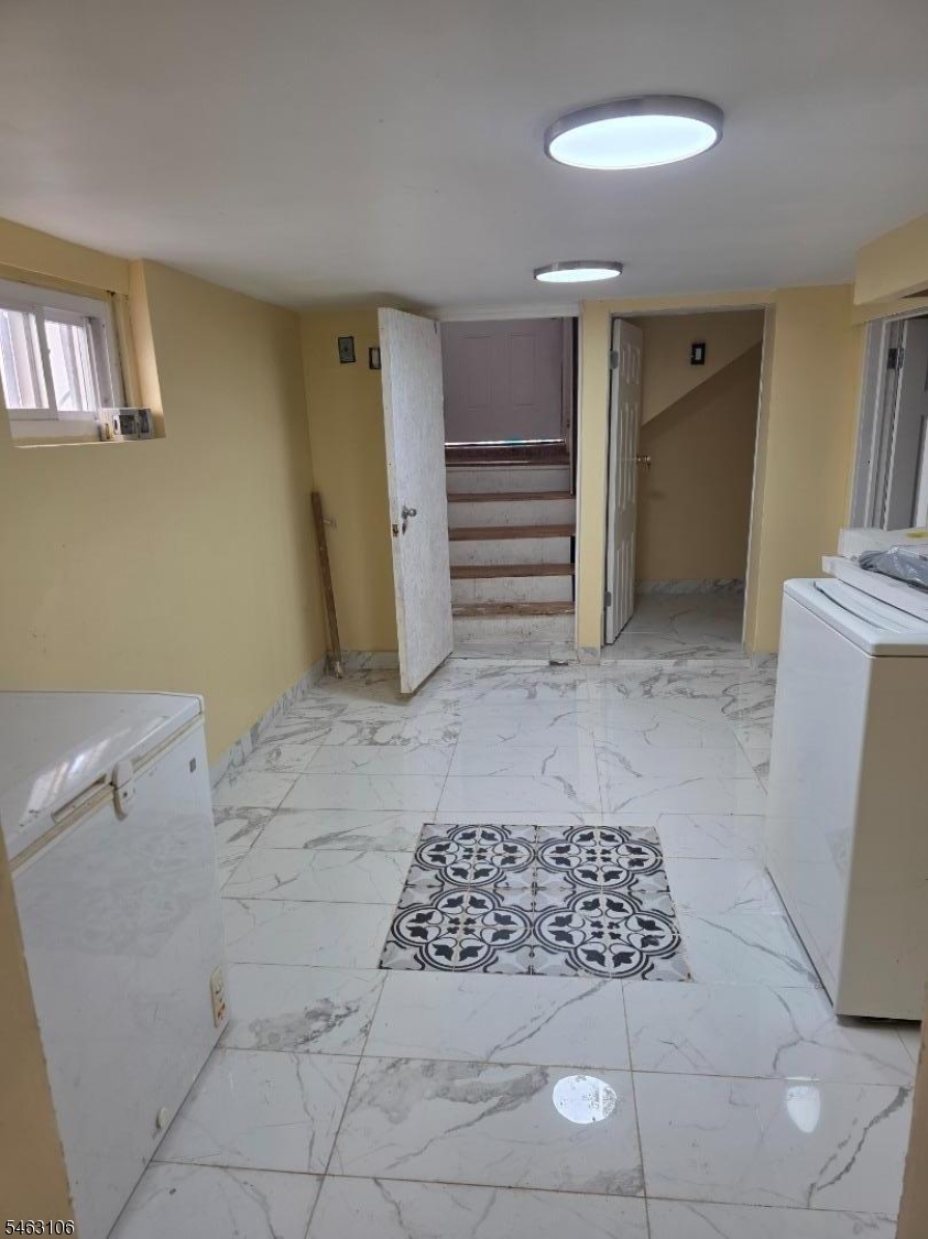 929 Adams Avenue Elizabeth NJ 07201