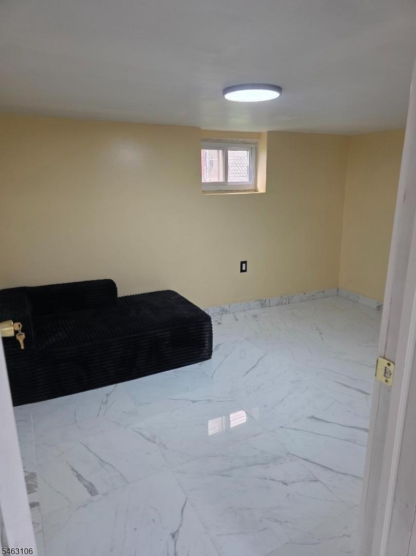 929 Adams Avenue Elizabeth NJ 07201