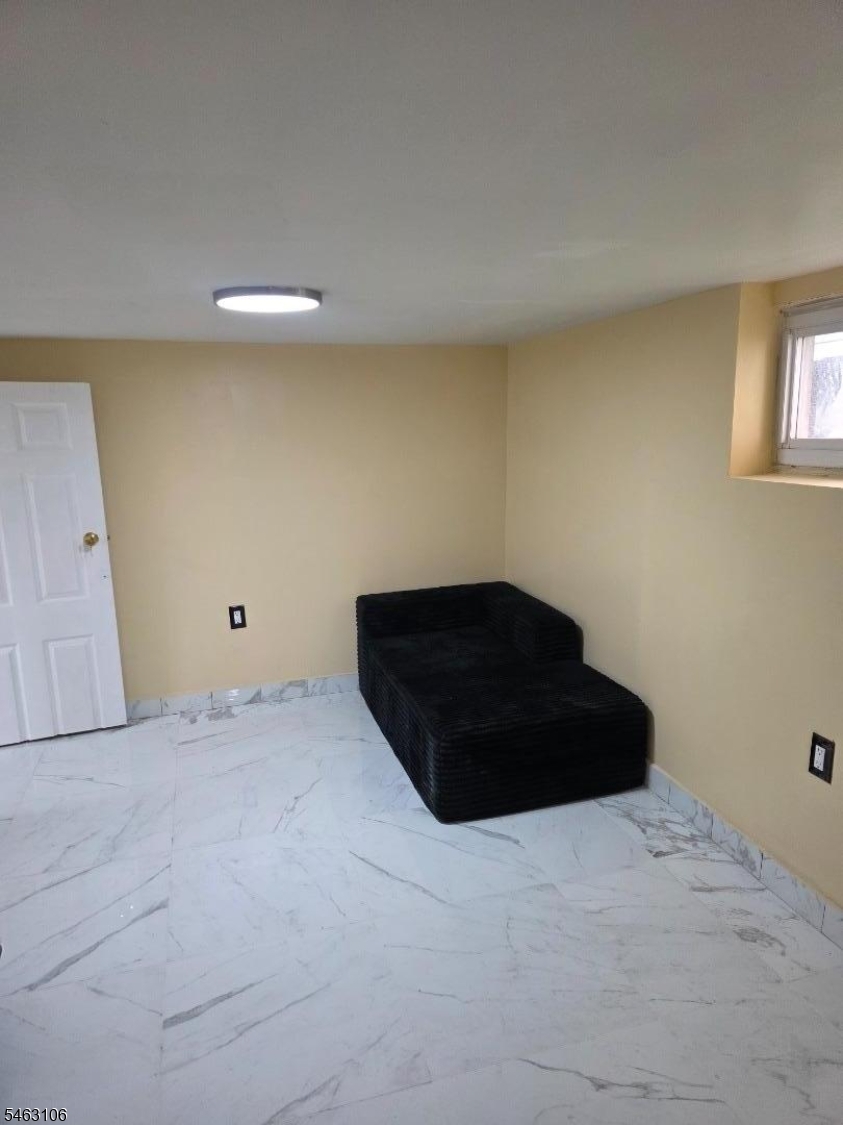 929 Adams Avenue Elizabeth NJ 07201
