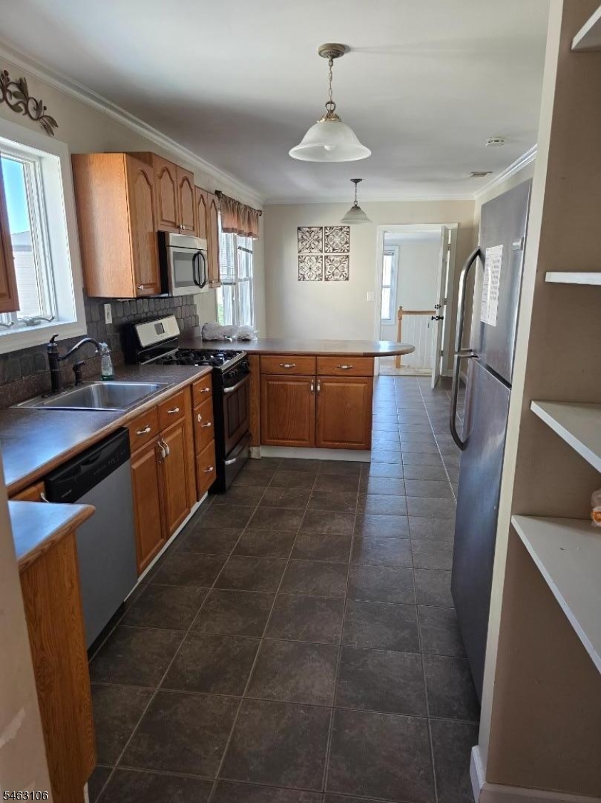 929 Adams Avenue Elizabeth NJ 07201