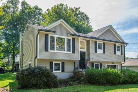 33 Lakeside Avenue Bloomingdale NJ 07403