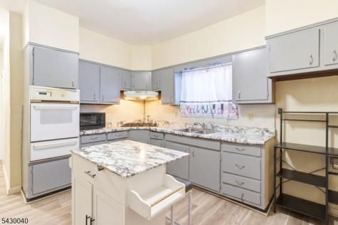 36 Kenmore Avenue Newark NJ 07106