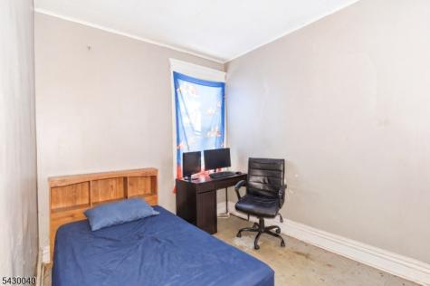 36 Kenmore Avenue Newark NJ 07106