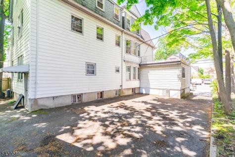 36 Kenmore Avenue Newark NJ 07106