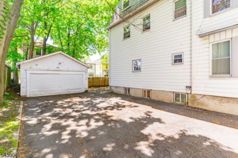 36 Kenmore Avenue Newark NJ 07106